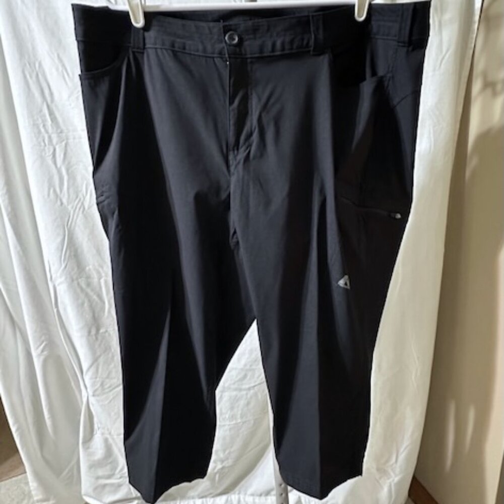 Eddie Bauer First Ascent Guide Pro Crop Capri Pants Black 22W - Picture 2 of 6